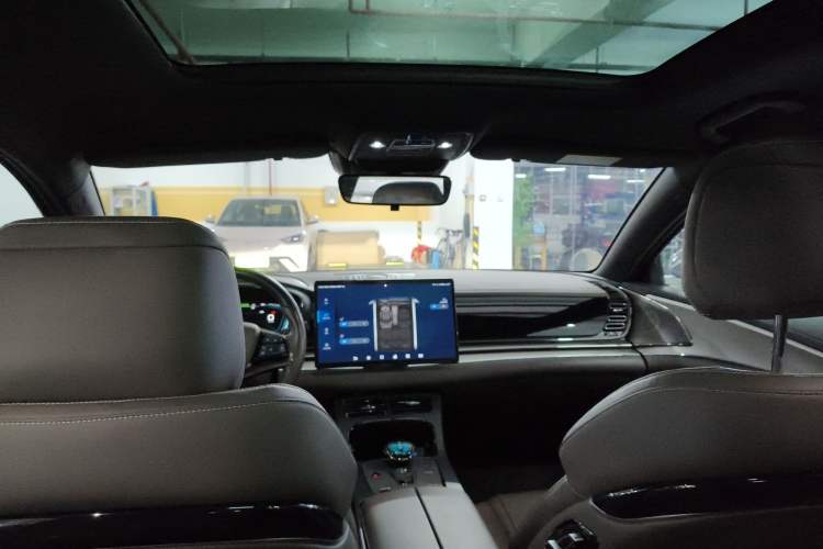 Used BYD Han 2020 EV Long-Range Luxury Model Headliner