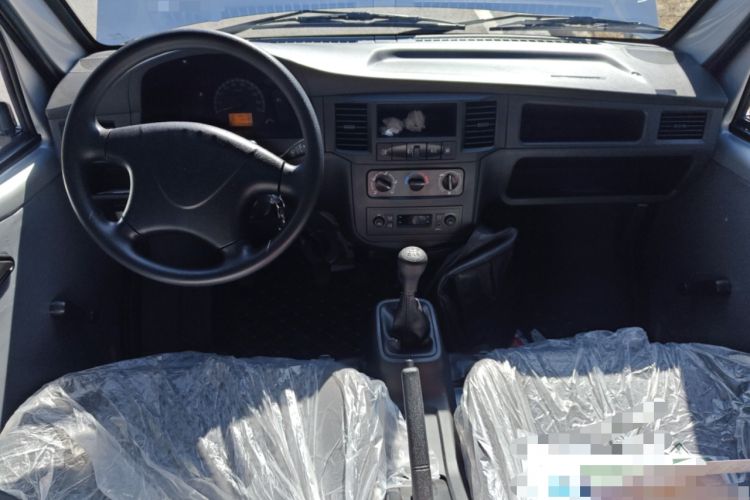 Used Wuling Zhiguang 2023 1.5L Practical Version 5/7 Seats
