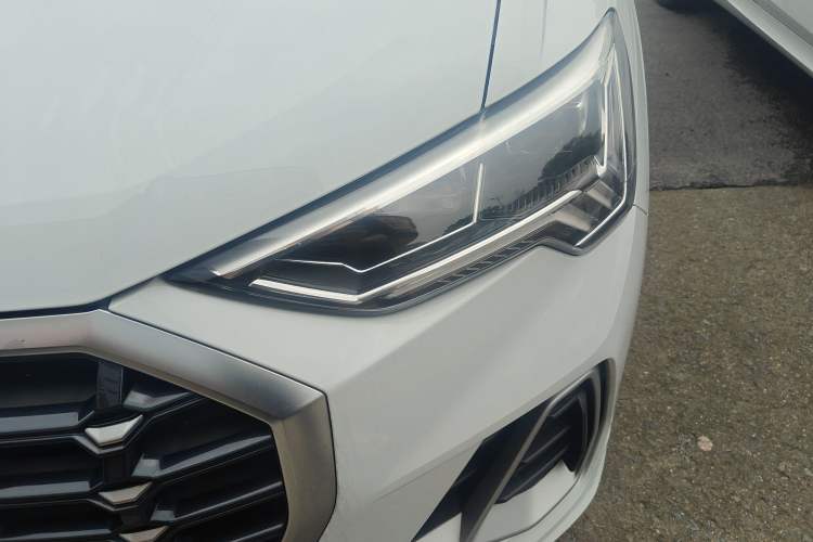 Used Audi Q3 2022 35 TFSI Progressive Dynamic Edition
