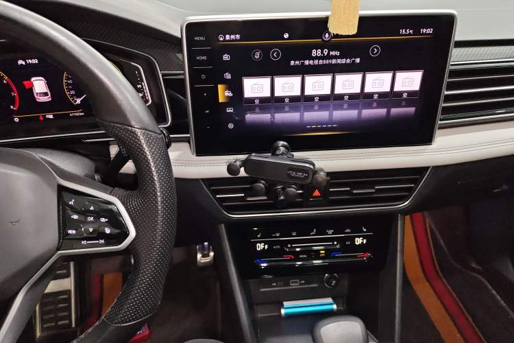 Used Volkswagen Tiguan L 2022 330TSI Automatic Two-Wheel Drive R-Line Enhanced Edition