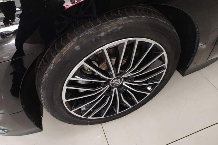 Used BYD Han 2022 DM-i 121KM Luxury Model
