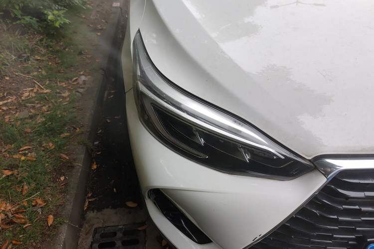 Used Toyota YARiS L Zhi Xuan 2020 X-Trail X 1.5L CVT Leading Edition Right Front Headlight