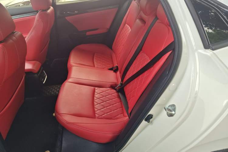 Used Honda Civic 2021 HATCHBACK 220TURBO CVT Trendy Cool Edition