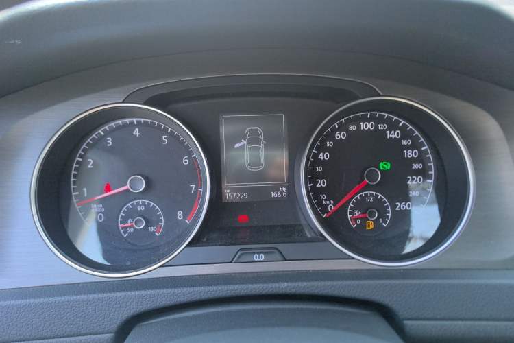 Used Volkswagen Golf 2014 1.4TSI Automatic Luxury Model