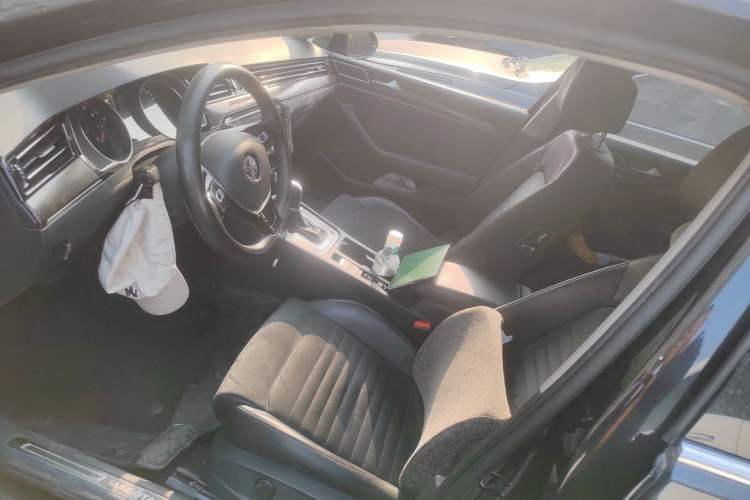 Used Volkswagen Magotan 2017 330TSI DSG Luxury Model Left Front Seat