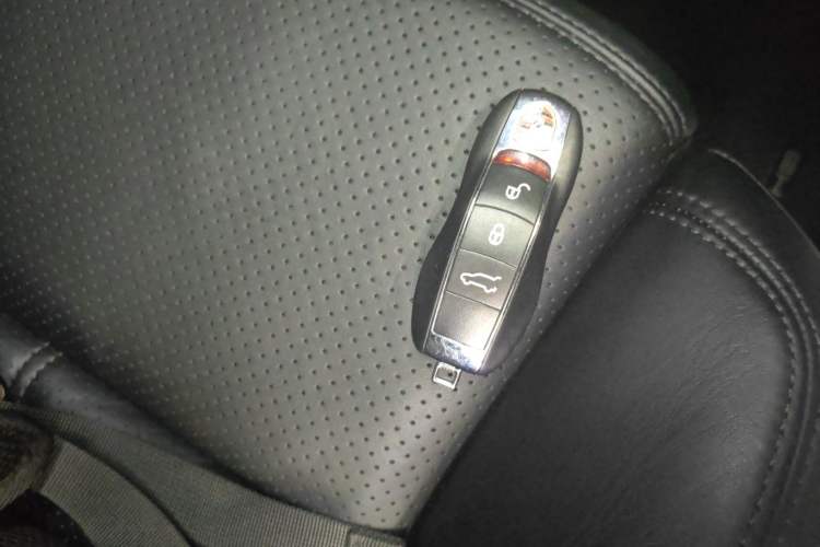 Used Porsche Macan 2014 Macan 2.0T Vehicle Key