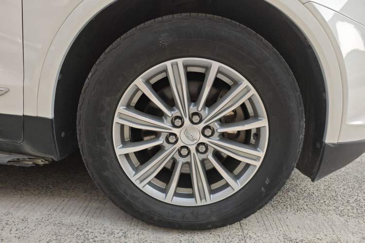 Used Cadillac XT5 2016 25T Luxury Model