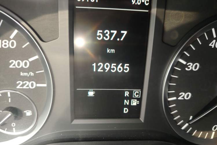 Used Mercedes-Benz Vito 2018 2.0T Business Version China VI Emission Standard