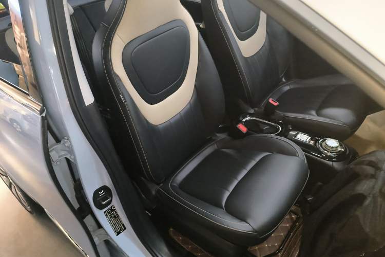 Used Wuling Bingo 2023 410 km Lingxi Deluxe Edition
