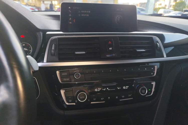 Used BMW 3 Series 2018 320Li Leading Model M Sport Package