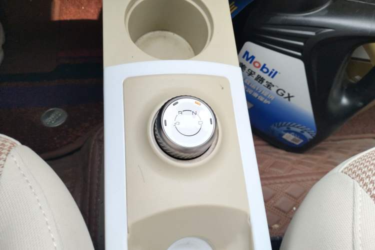 Used Wuling Hongguang MINIEV 2024 3rd Generation 215km Advanced Version
