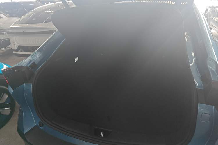 Used Deepal L07 2025 230 Ultra Qiankun Intelligent Driving ADS SE Range-Extended Version
