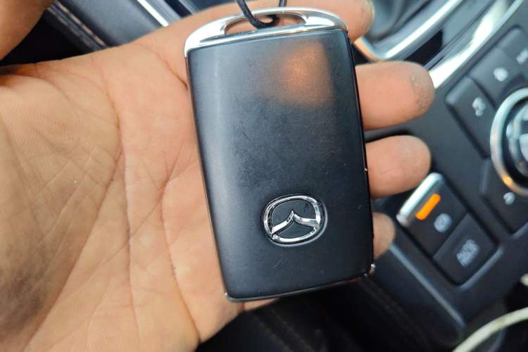 Used Mazda CX-5 2024 2.5L Automatic Two-Wheel Drive ZhiZun Version Vehicle Key