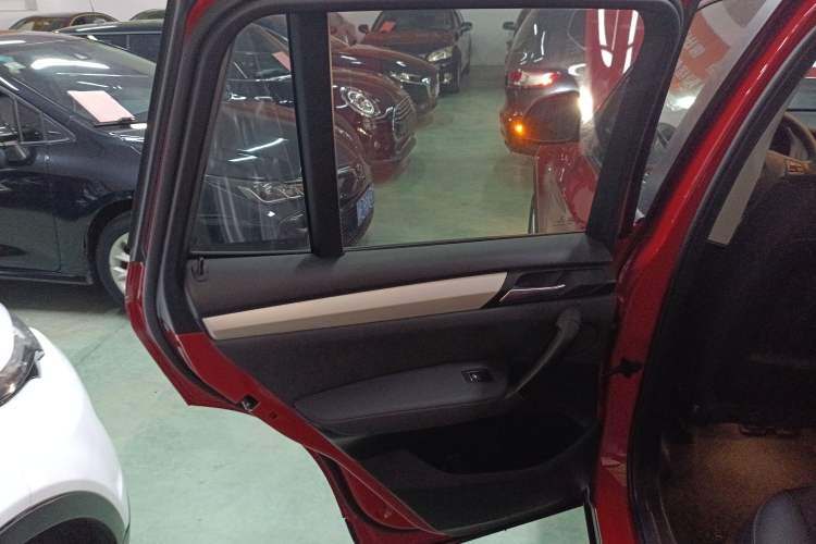 Used BMW X3 2016 sDrive20i
