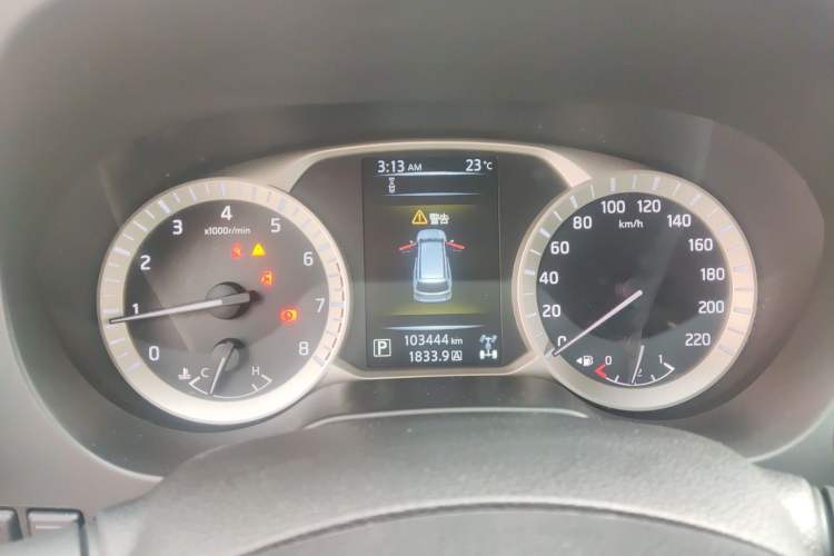 Used Nissan Terra 2018 2.5L Automatic 4x4 Flagship Edition
