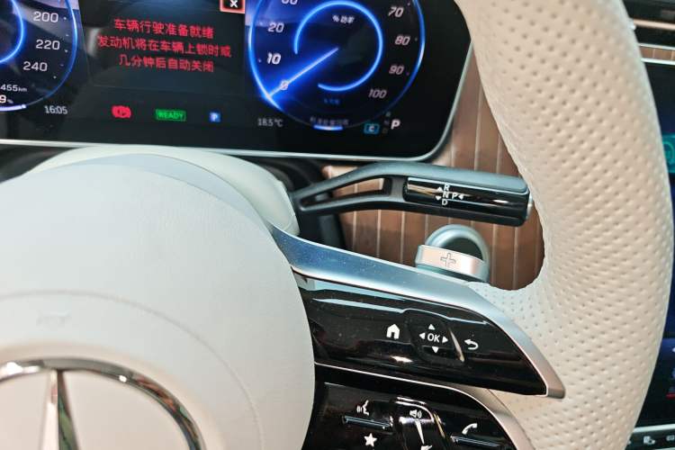 Used Mercedes-Benz EQE SUV 2023 350 4MATIC Luxury Edition Gear Lever