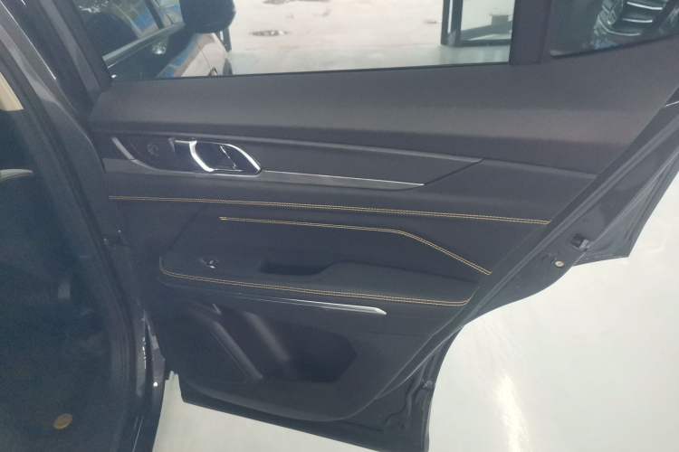 Used Lynk & Co 01 2023 2.0TD Two-Wheel Drive Asian Games Edition