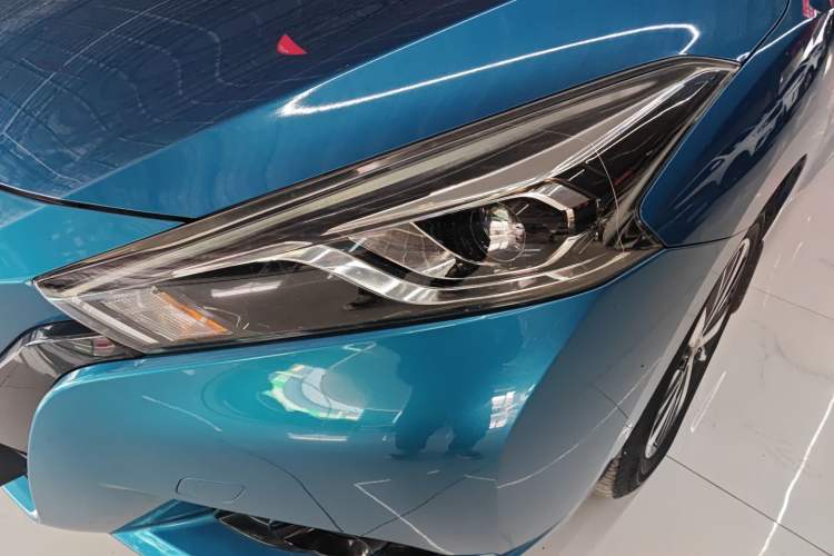 Used Nissan Lannia 2016 1.6L CVT Cool Edition
