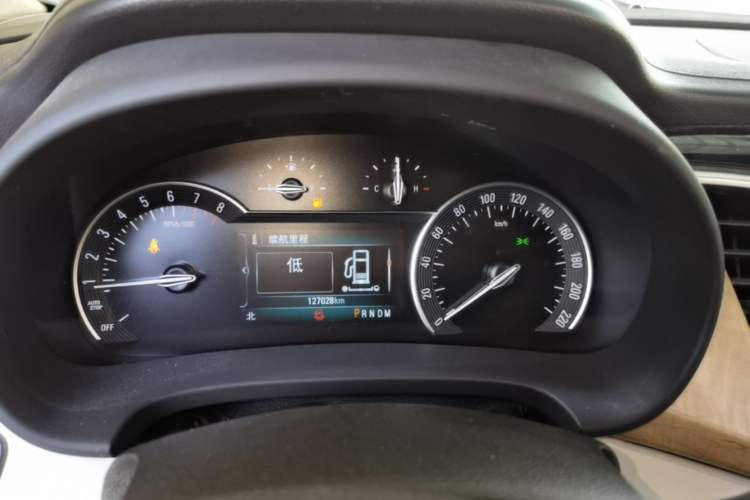Used Buick GL8 2017 ES 28T Comfort Model China V Standard
