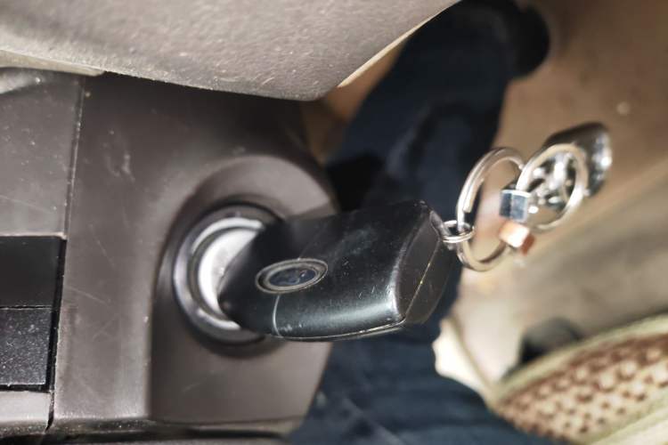 Used Ford Focus 2011 Sedan 1.8L Manual Classic Model
