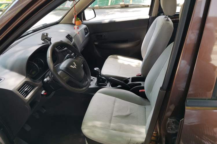 Used Wuling Hongguang 2015 1.5L S Basic Version China V Standard