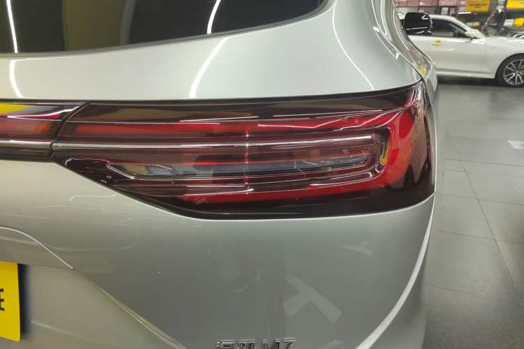 Used Hima AITO M7 2024 1.5T Rear-Drive Plus Version 5 Seats