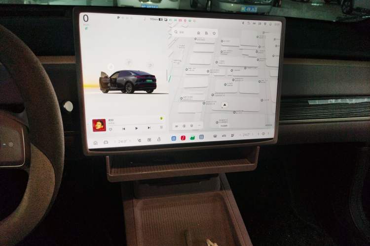 Used ONVO L60 2024 60 kWh Rear-Drive Version
