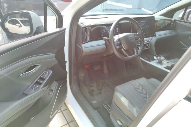 Used BYD Song L DM-i 2025 Intelligent Driving Version 160 km Beyond-Range Type