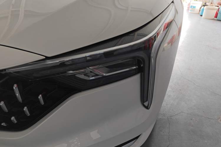 Used Bestune B70 2025 Dragon Edition 1.5T Enjoyment Model Left Front Headlight