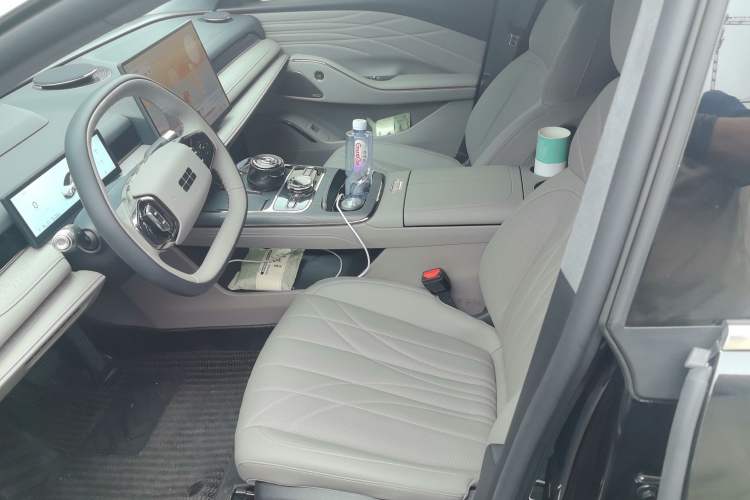 Used Geely Galaxy 8 2025 130km EM-i Flagship Edition
