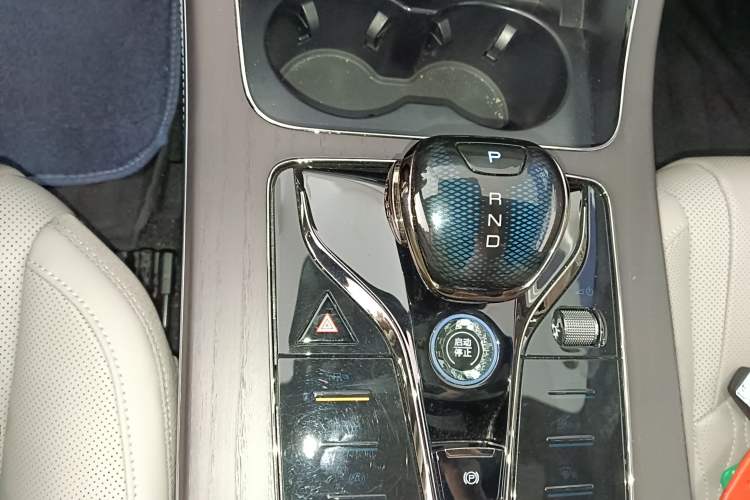 Used BYD Han 2025 DM-i Intelligent Driving Edition 125KM LiDAR Flagship Model
