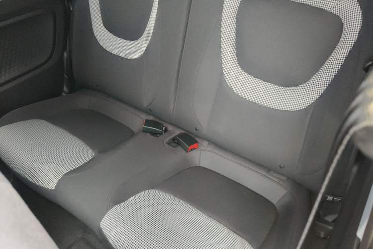 Used Wuling Hongguang MINIEV 2024 3rd Generation 215km Youth Edition Left Rear Seat