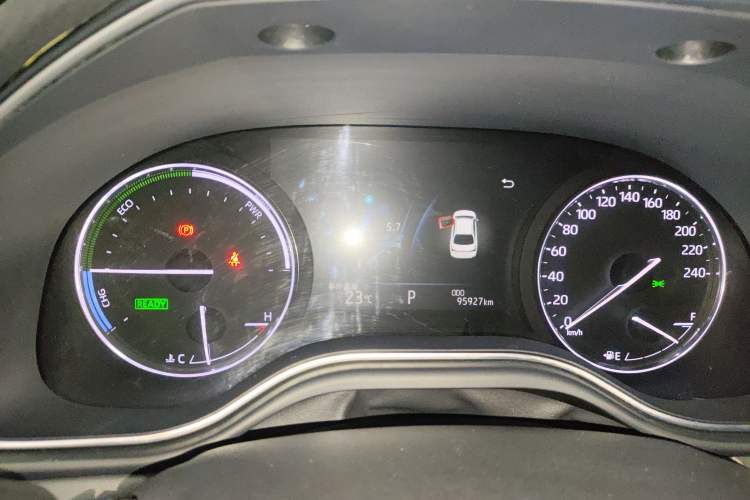 Used Toyota Avalon 2019 Dual-Engine 2.5L Luxury Edition China VI Standard