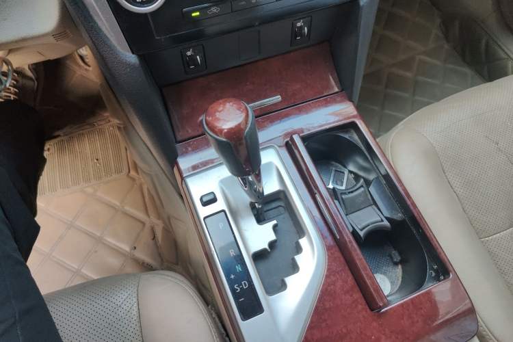 Used Toyota Camry 2012 2.0G Luxury Edition
