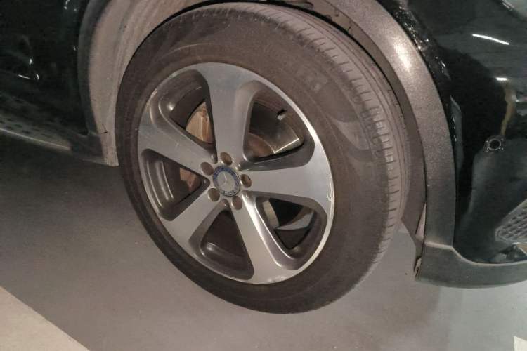 Used Mercedes-Benz GLC 2016 GLC 260 4MATIC Luxury Model