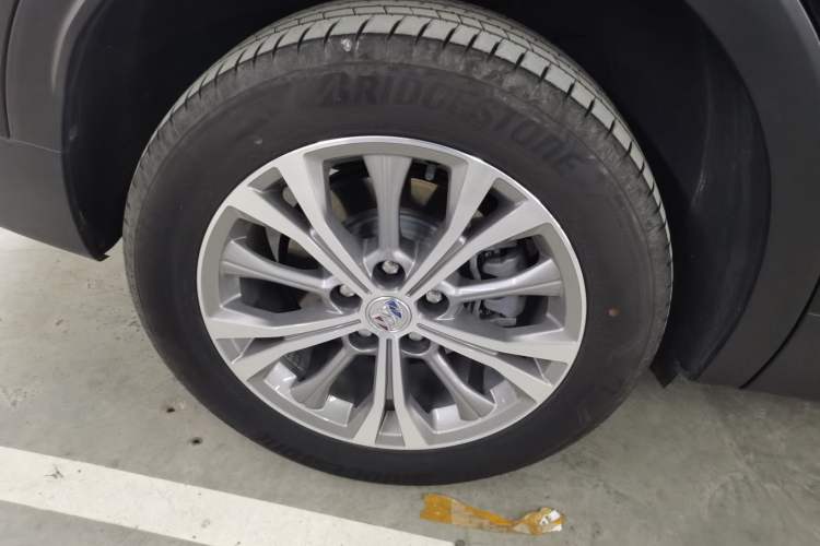 Used Buick Envision 2023 Encore Plus 652T Five-Seat All-Wheel-Drive Luxury Model