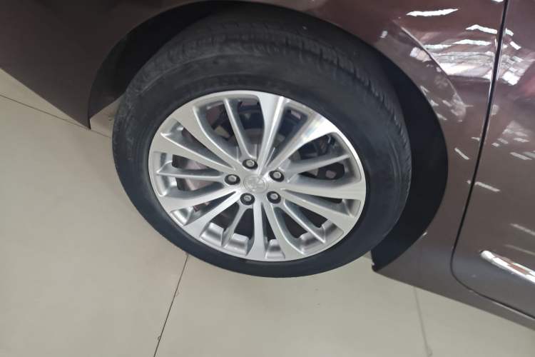 Used Buick LaCrosse 2018 28T Elite Edition