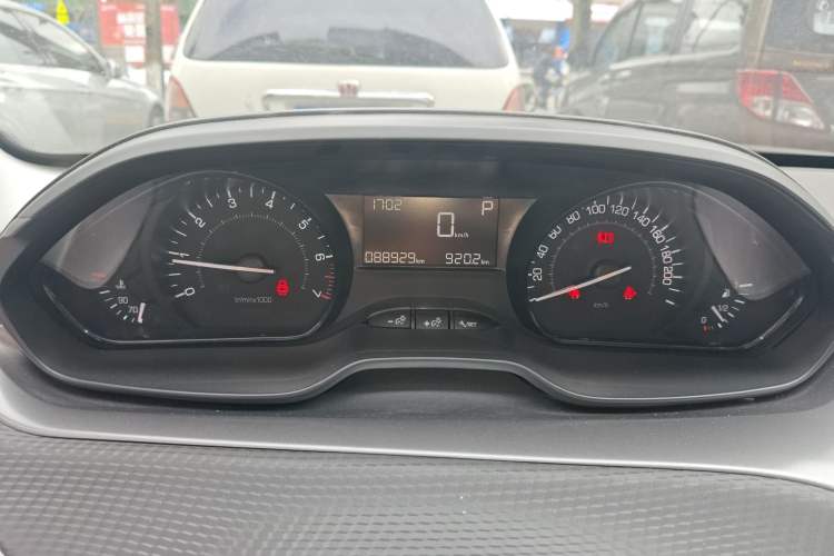 Used Peugeot 2008 2014 1.6L Automatic Trend Edition Instrument Cluster