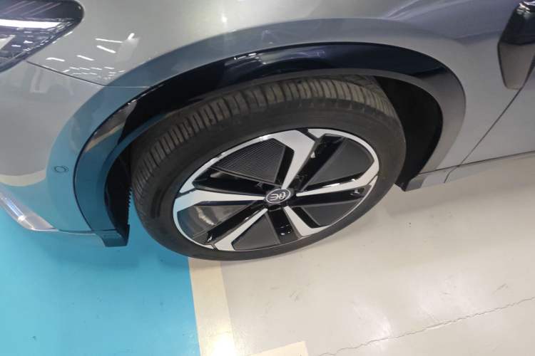 Used BYD Song L EV 2025 Intelligent Driving Version 662 km LiDAR Excellence Edition