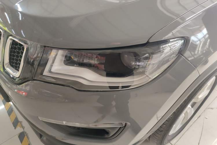 Used Jeep Compass 2017 200T Automatic Family Edition