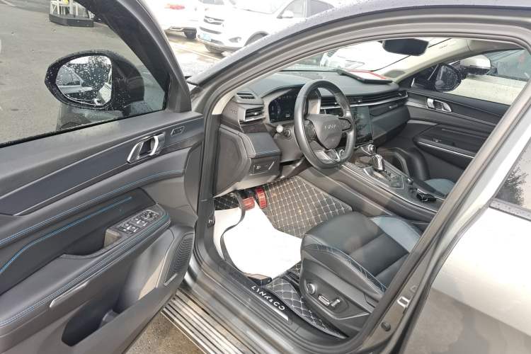 Used Lynk & Co 05 2020 2.0TD Two-Wheel Drive Shine Halo
