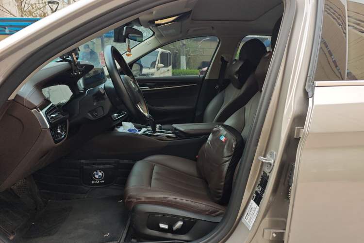 Used BMW 5 Series 2020 525Li Luxury Package Left Front Seat