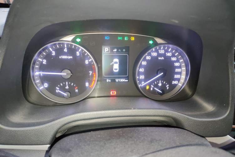 Used Hyundai Elantra (6th Generation / Lingdong) 2016 1.6L Automatic ZhiXuan – Elite Version