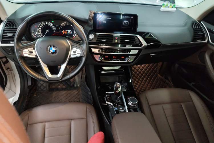 Used BMW X3 2018 xDrive25i Luxury Package China VI Emission Standard Audio And AC Panel