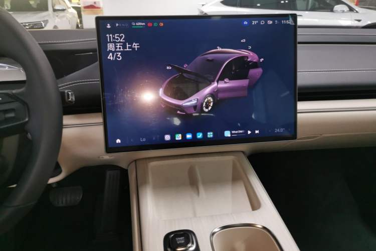 Used Xiaomi Auto SU7 2024 Rear-Drive Ultra-Long Range Advanced Pro-Level Intelligent Driving Version Audio And AC Panel