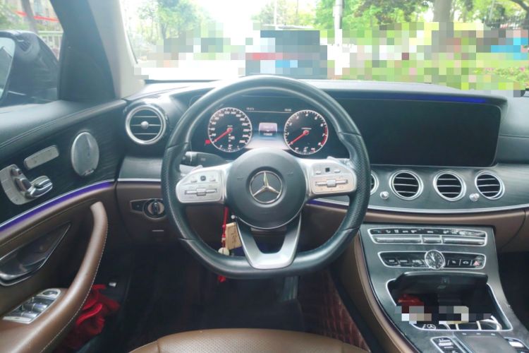 Used Mercedes-Benz E-Class 2019 E 300 L Sporty and Stylish Model Steering Wheel