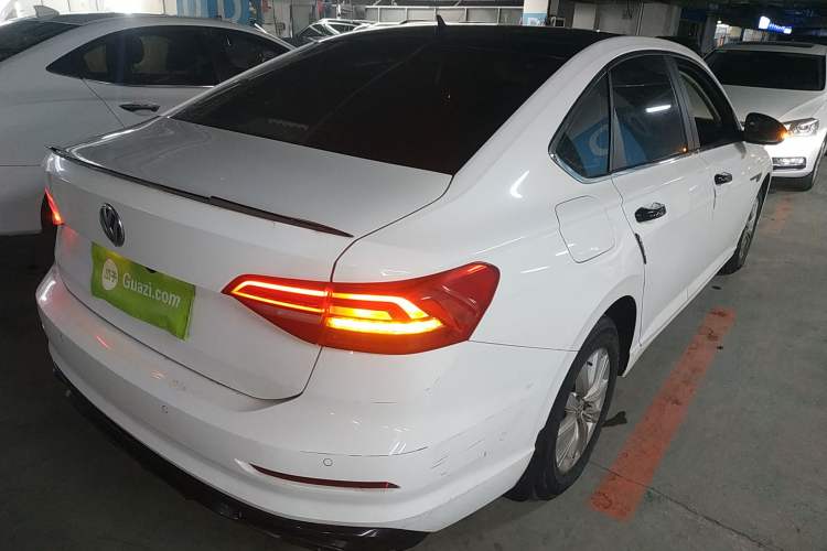 Used Volkswagen Lavida 2019 1.5L Automatic Fashion Edition China VI
