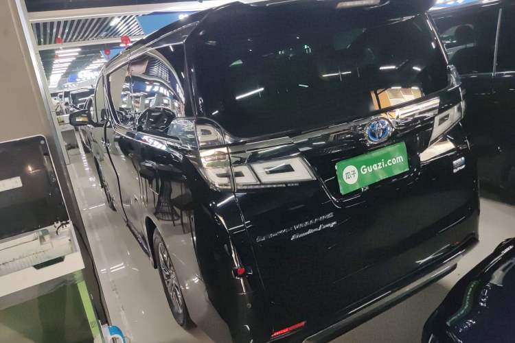 Used Toyota Vellfire 2021 Crown Dual-Engine 2.5L HV Prestige Edition