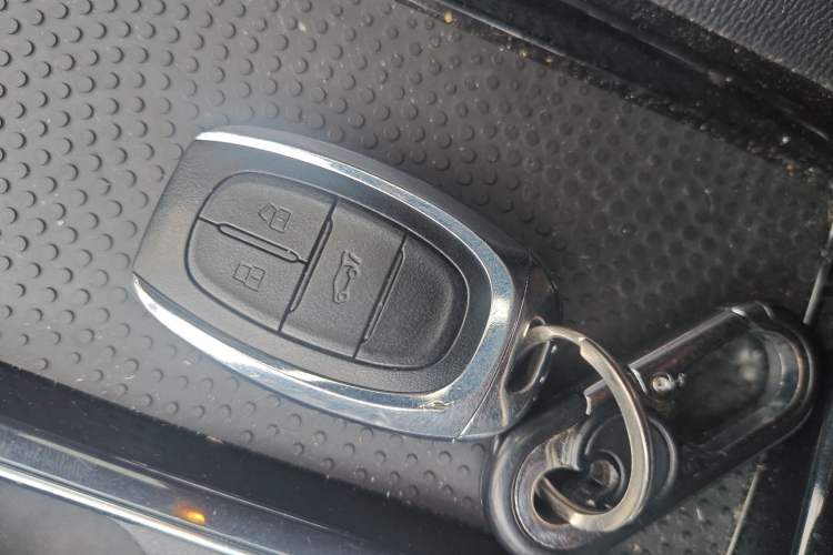 Used SAIC MAXUS G50 2019 1.5T Automatic Elite Edition China VI Standard