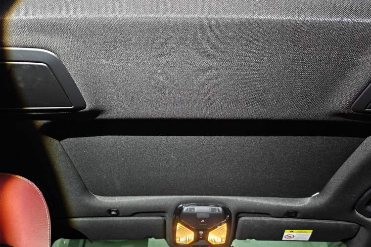 Used BMW 5 Series 2018 Restyled 530Li Luxury Edition M Sport Package Headliner